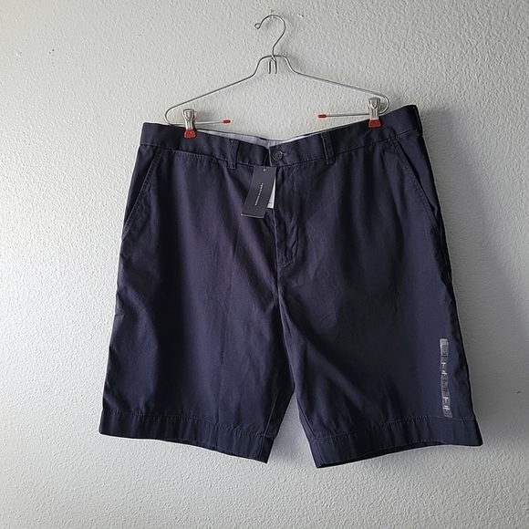 Tommy Hilfiger Men's Classic Fit Chino Shorts Size 40 - Picture 9 of 9